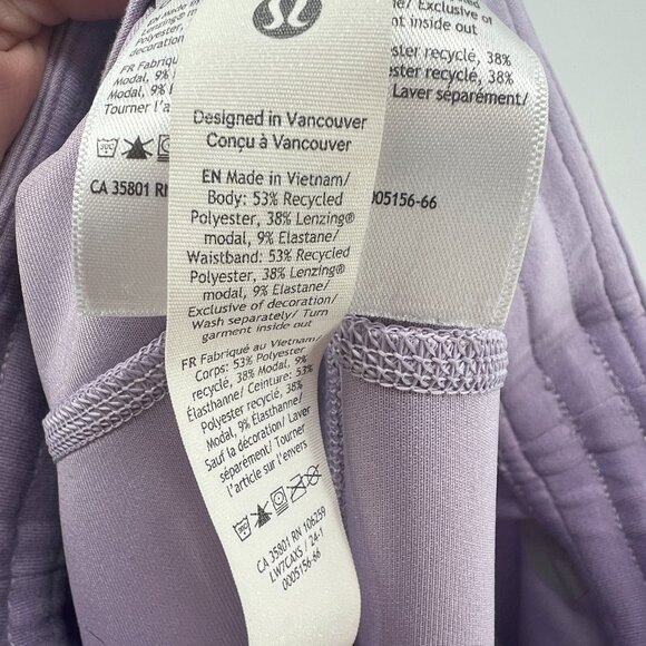 Lululemon Softstreme High-Rise Purple Shorts Women's 0 - Picture 5 of 5